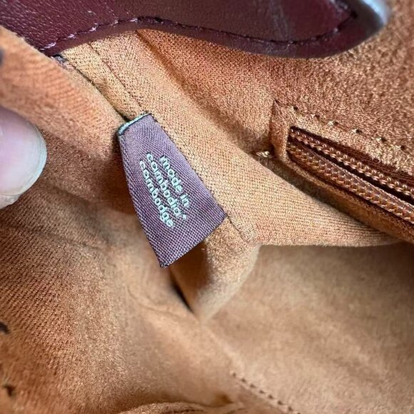 COACH Emory Women's Leather Shoulder Bag, size 22.5*17.5*11 cm - Picture 9 of 9